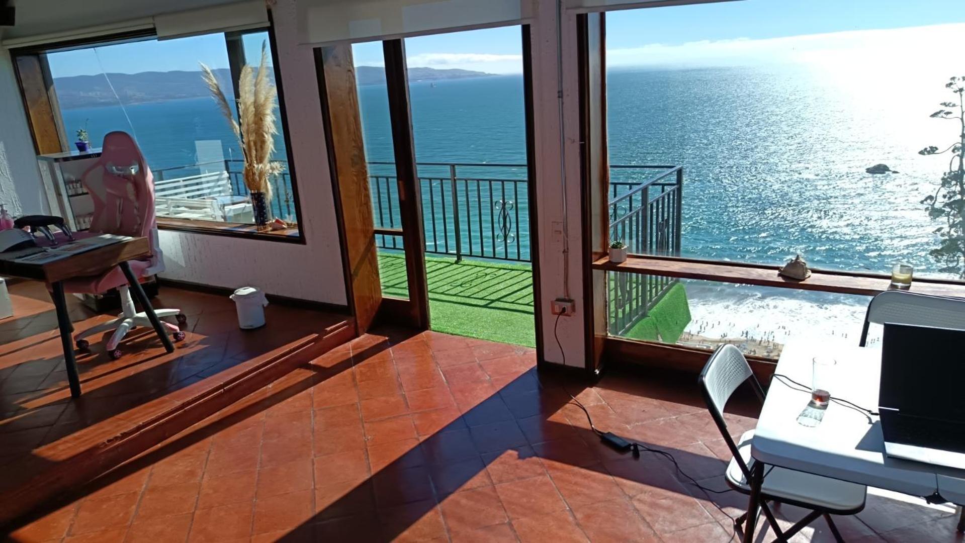 Vista Al Mar Aparthotel